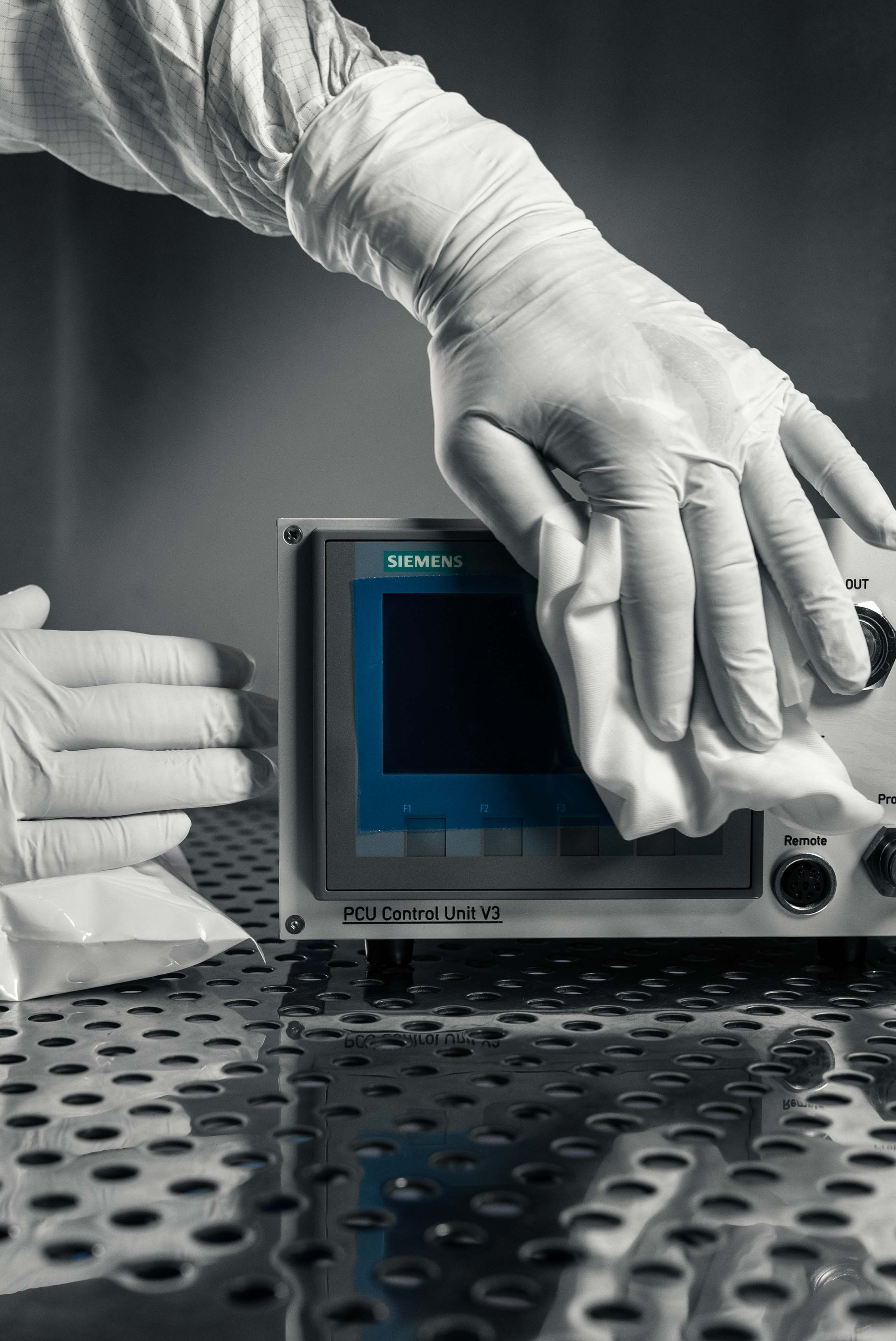 Technisch präzises Produktfoto eines Reinraumtuchs – ideal für Verkaufskataloge und Online-Shops